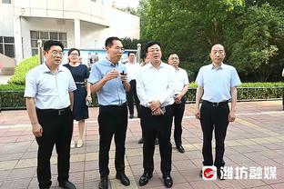 真没人啦？滕哈赫：瓦拉内因病缺席？曼联一队中卫仅剩埃文斯